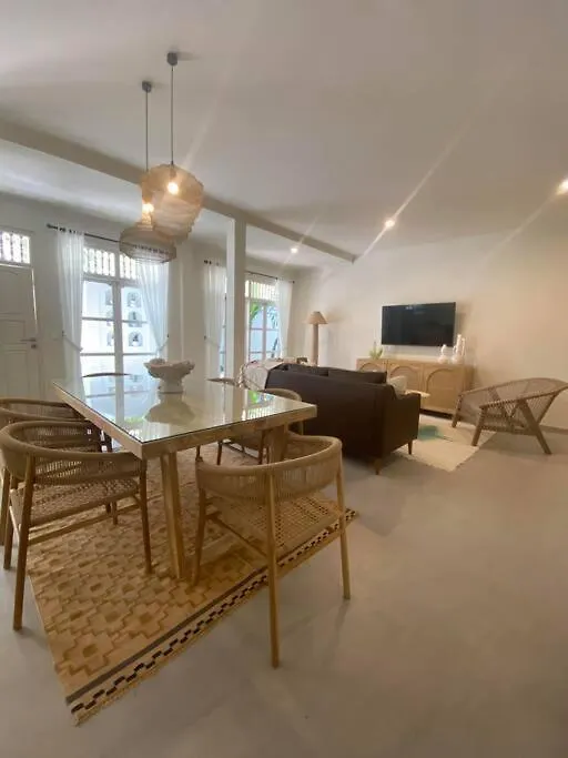 Villa El Nis - Legian - 4 Bedroom - 4 Bathroom - Luxury Indonesia