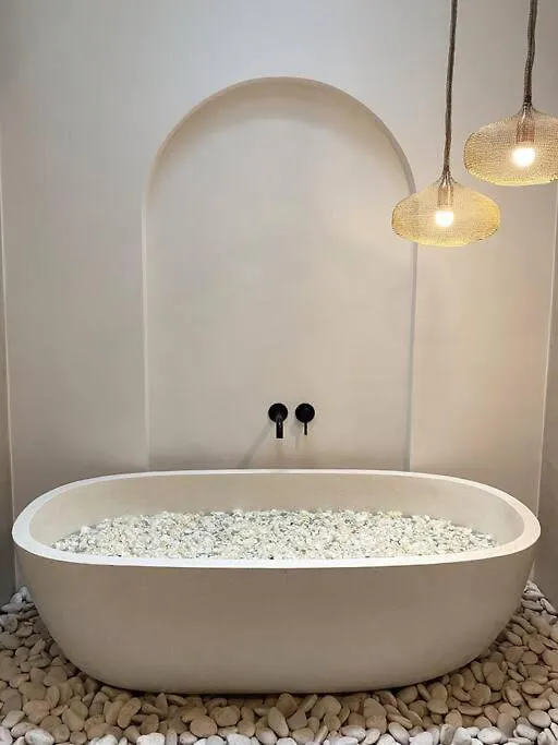 Villa El Nis - Legian - 4 Bedroom - 4 Bathroom - Luxury