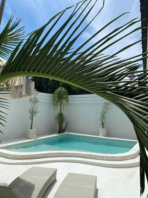 Villa El Nis - Legian - 4 Bedroom - 4 Bathroom - Luxury  Legian (Bali)